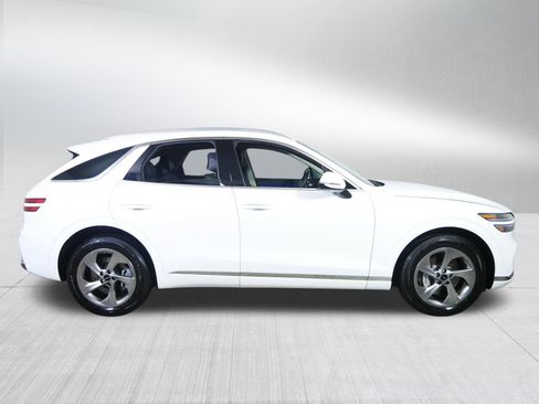 Certified 2026 Genesis GV70 2.5T AWD/4WD image 8