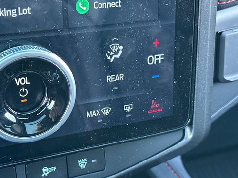 Used 2024 Ford Expedition Limited image 31