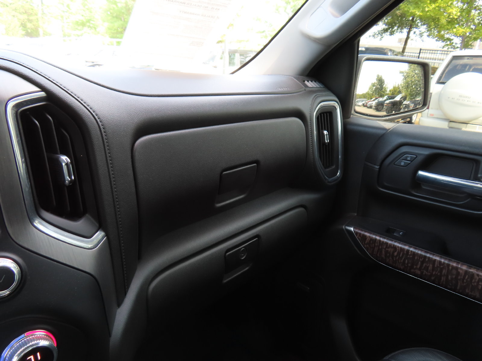 Used 2019 GMC Sierra 1500 Denali w/ Denali Ultimate Package AWD/4WD image 27