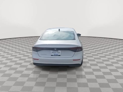 New 2025 Honda Accord SE image 8