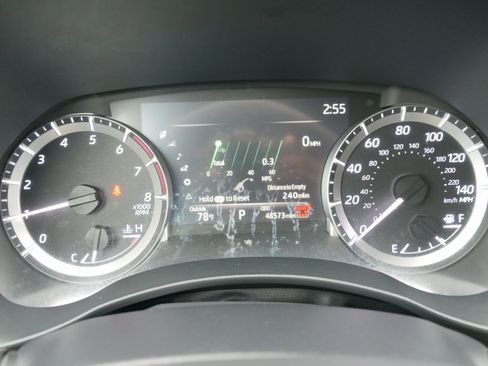 Used 2024 Toyota Highlander XLE image 21