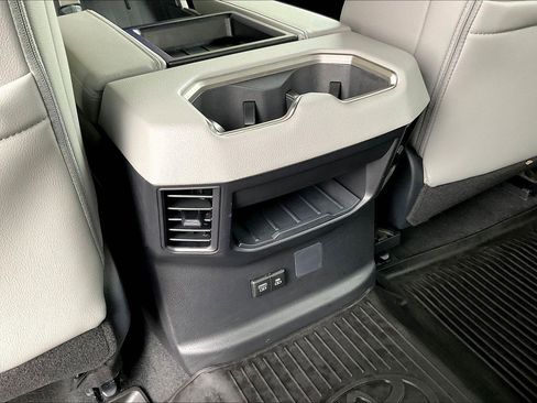 Used 2025 Toyota Tundra Limited image 12