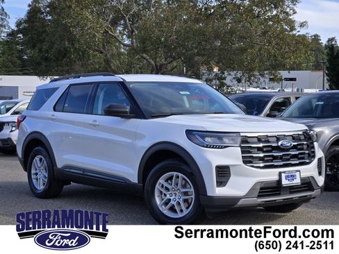 New 2026 Ford Explorer Active AWD/4WD image 1
