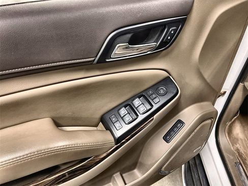 Used 2020 GMC Yukon SLT image 14