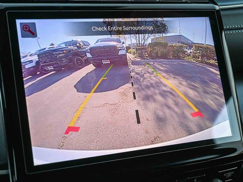 New 2025 Jeep Grand Cherokee Limited image 34