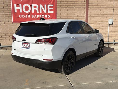 Used 2023 Chevrolet Equinox LS w/ LS Convenience Package image 8