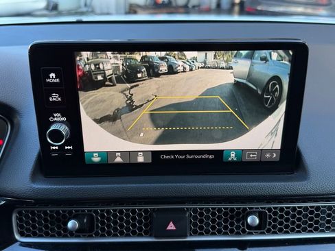 Used 2023 Honda Civic Touring image 16