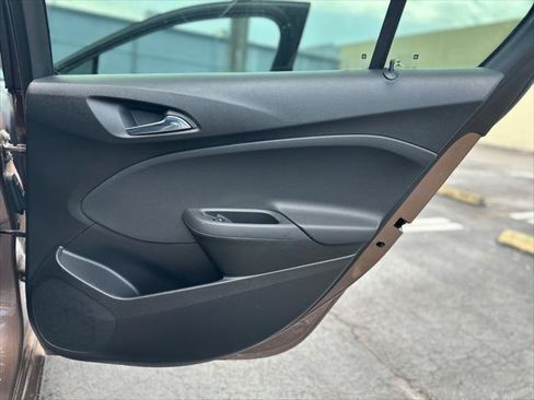 Used 2019 Chevrolet Cruze LS w/ LS Convenience Package FWD image 21
