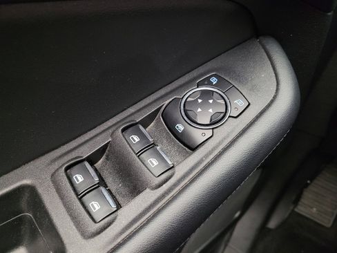 Used 2024 Ford Edge SEL image 27