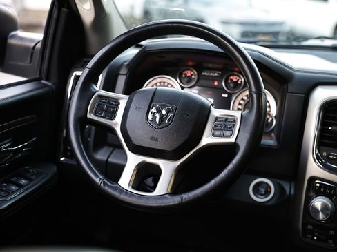 Used 2016 RAM 1500 Laramie w/ Convenience Group image 15