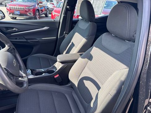 Used 2023 Chevrolet Bolt EUV LT FWD image 14
