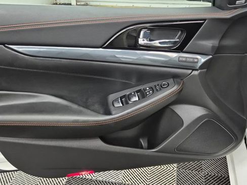 Certified 2023 Nissan Maxima SR w/ Sport Mat Group image 18