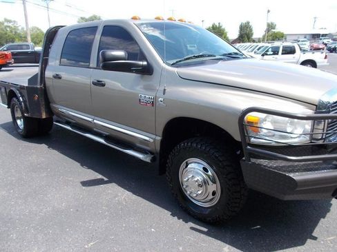 Used 2009 Dodge Ram 3500 Truck Laramie AWD/4WD image 11