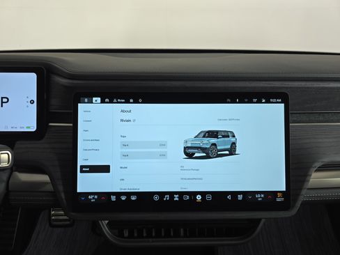 Used 2023 Rivian R1S Adventure AWD/4WD image 29