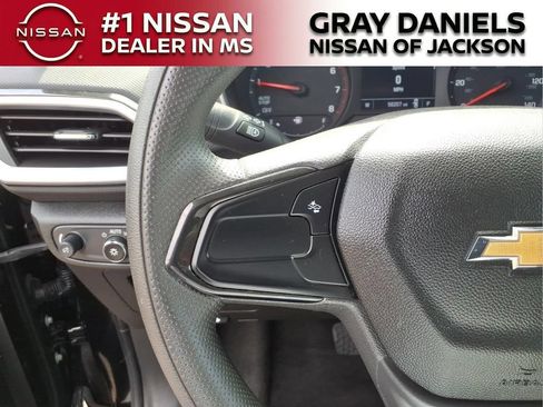 Used 2023 Chevrolet TrailBlazer LS FWD image 13