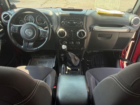 Used 2013 Jeep Wrangler Rubicon w/ Dual Top Group AWD/4WD image 17