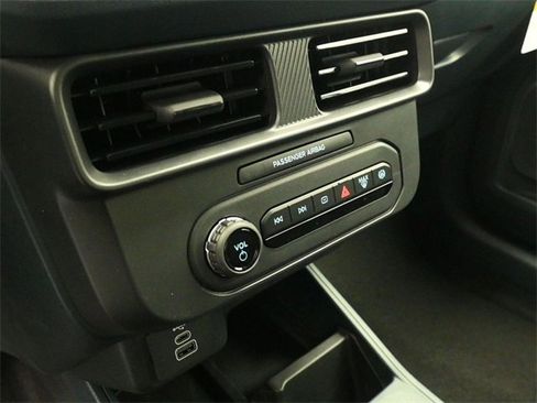 New 2026 Ford Maverick XL image 17