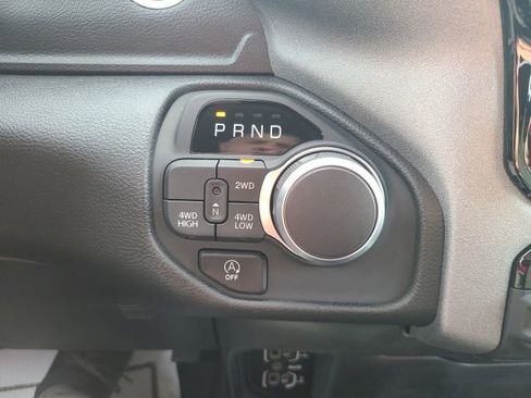 New 2025 RAM 1500 Tradesman AWD/4WD image 16
