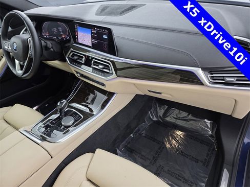 Used 2019 BMW X5 xDrive40i w/ Convenience Package image 29