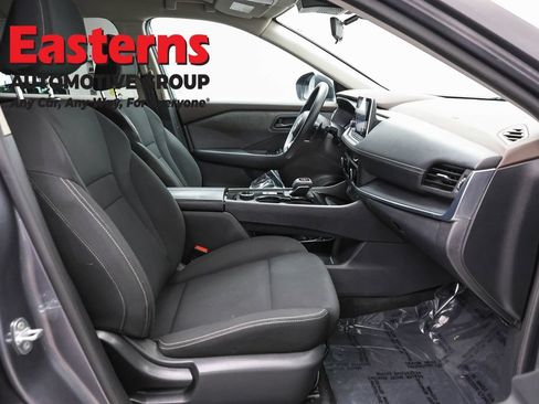 Used 2023 Nissan Rogue S AWD/4WD image 24