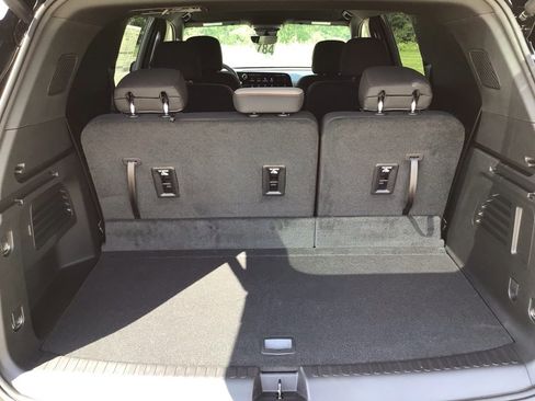 New 2026 Chevrolet Traverse LT w/ Driver Confidence Package image 6