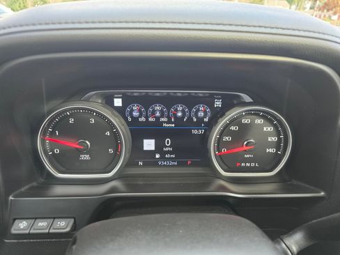 Used 2020 Chevrolet Silverado 2500 LTZ w/ LTZ Premium Package AWD/4WD image 17
