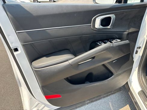 Certified 2026 Kia Sorento SX AWD/4WD image 7