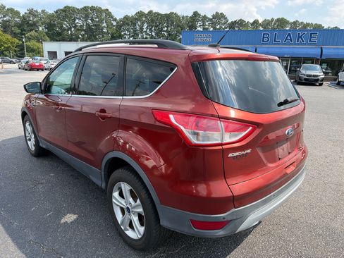Used 2015 Ford Escape SE w/ Equipment Group 201A FWD image 5