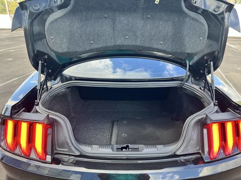 Used 2022 Ford Mustang GT Premium image 43