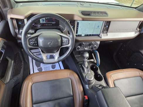 Used 2022 Ford Bronco Outer Banks AWD/4WD image 26