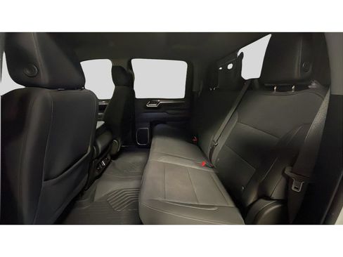 Used 2025 Chevrolet Silverado 2500 LT AWD/4WD image 15