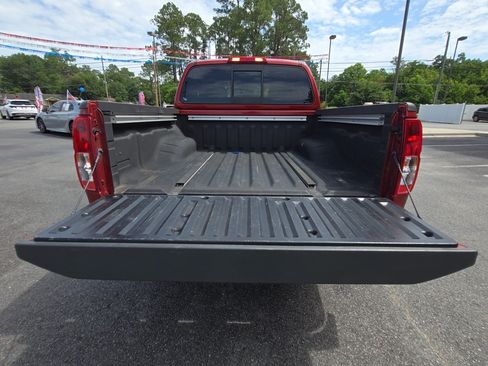Used 2021 Nissan Frontier SV AWD/4WD image 9