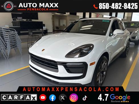 Used 2018 Porsche Macan Sport Edition AWD/4WD image 1