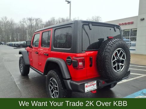 Used 2024 Jeep Wrangler Unlimited Rubicon w/ Convenience Group image 8