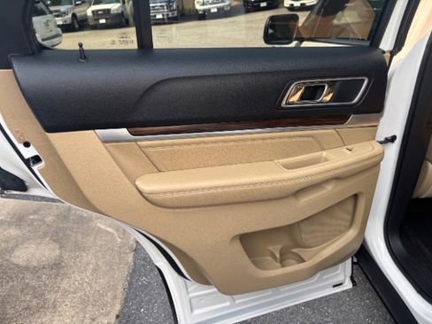 Used 2016 Ford Explorer Limited w/ Equipment Group 301A image 37