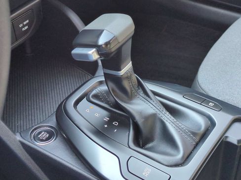 Used 2025 Kia K4 FWD image 20