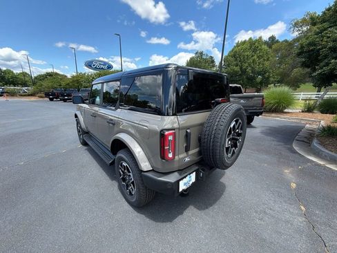 New 2026 Ford Bronco Outer Banks AWD/4WD image 18