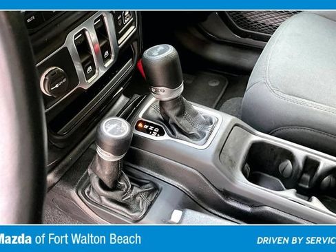 Used 2021 Jeep Wrangler Sport AWD/4WD image 14