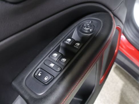 Used 2018 Jeep Compass Trailhawk w/ Cold Weather Group AWD/4WD image 13