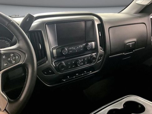 Used 2018 Chevrolet Silverado 1500 LT w/ All Star Edition AWD/4WD image 10