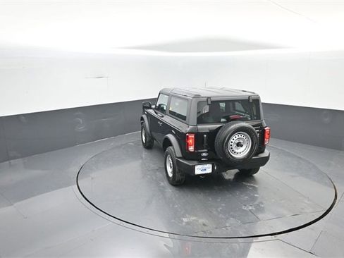 New 2026 Ford Bronco Base image 25