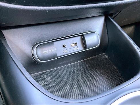 Used 2018 Kia Soul + image 31