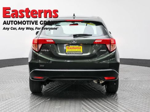 Used 2018 Honda HR-V LX image 6