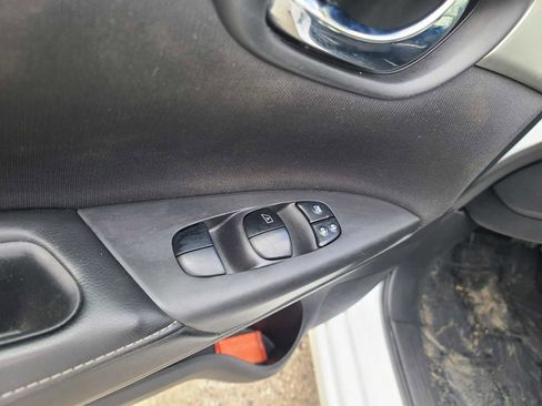 Used 2019 Nissan Sentra S image 7