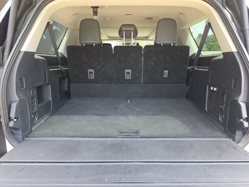 Used 2025 Ford Expedition Max Active RWD image 14