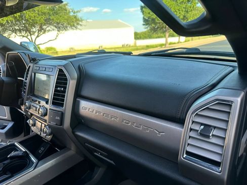 Used 2017 Ford F350 Platinum w/ Platinum Ultimate Package AWD/4WD image 28
