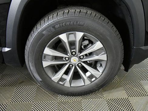 New 2026 Chevrolet Equinox LT w/ Safety and Technology Package AWD/4WD image 17