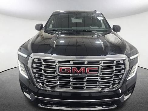 Used 2026 GMC Yukon XL Denali AWD/4WD image 2
