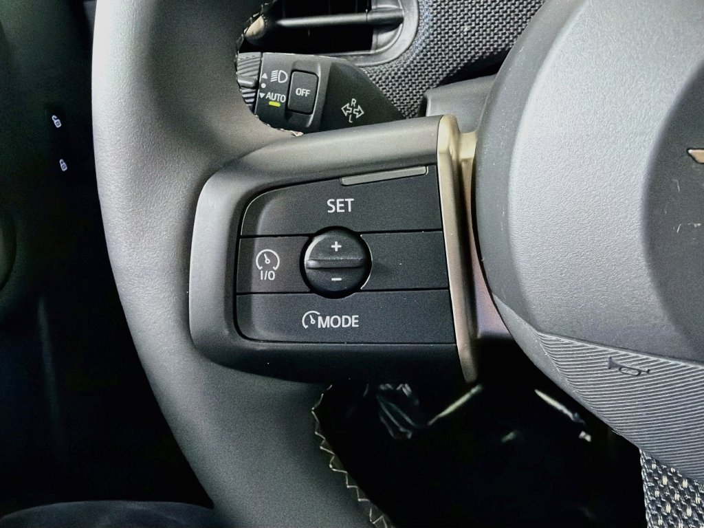 Used 2025 MINI Cooper S FWD image 30