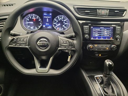 Used 2020 Nissan Rogue Sport S FWD image 22